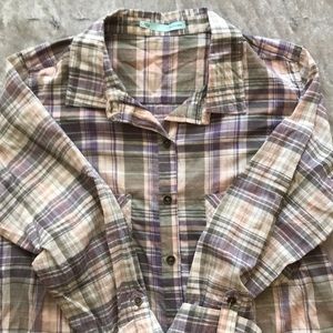 EUC Plaid Button Up Shirt